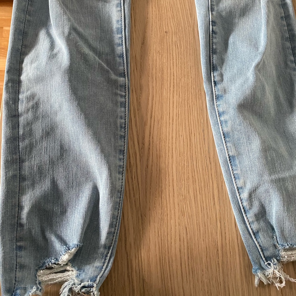 Light Blue Ripped Jeans - Picture 2 of 4